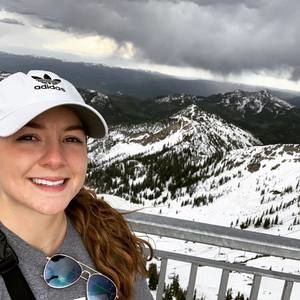 Meet your Posher, Macy